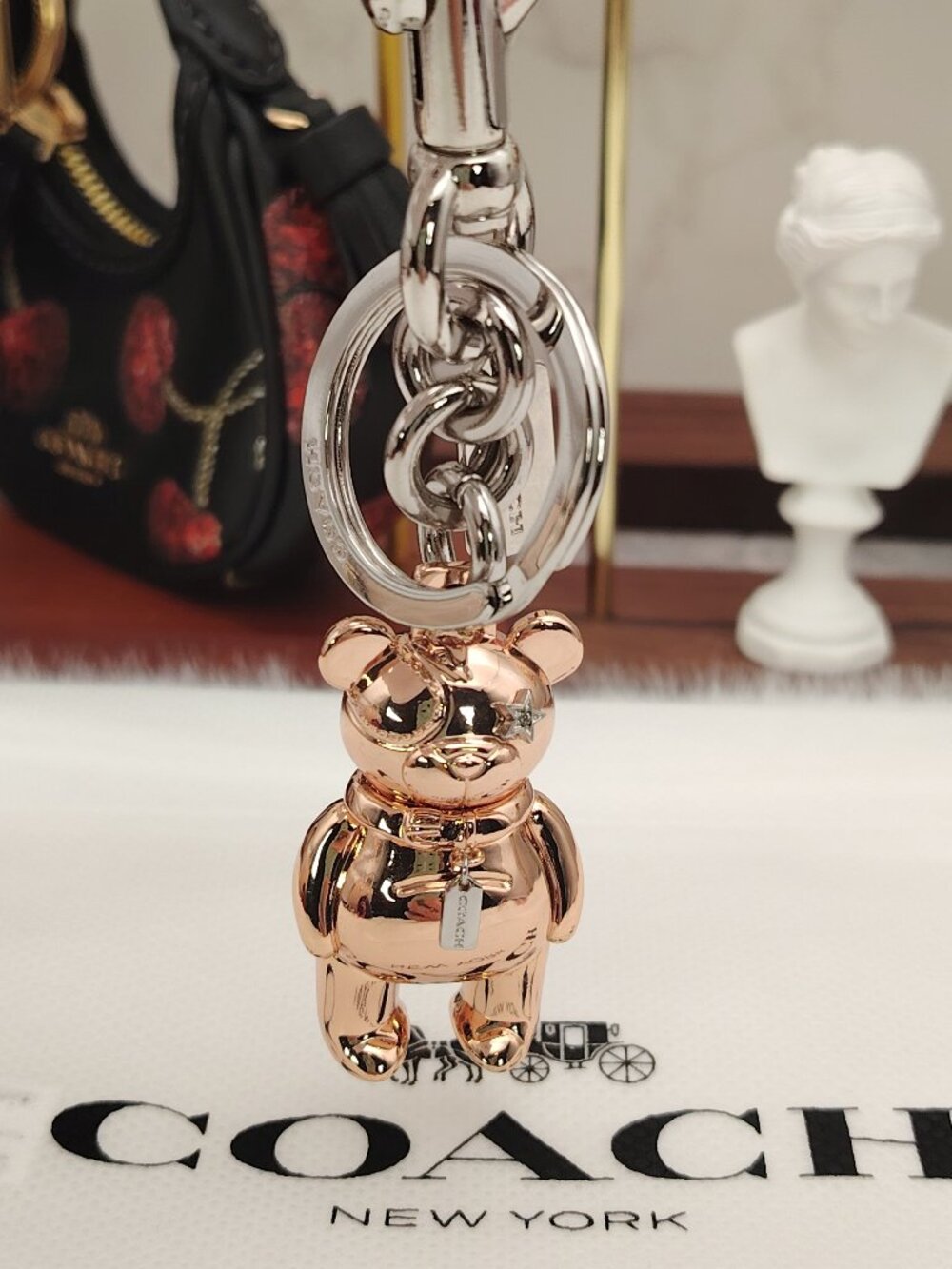 Coach Metal 3D Bear Bag Charm Key Ring Clip Rose Gold 87166 - Picture 7 of 8